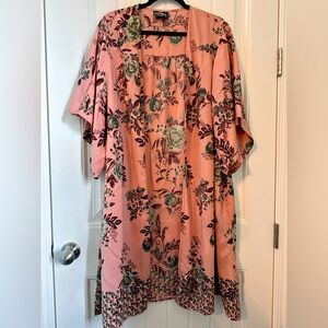 K177 Angie floral kimono Medium